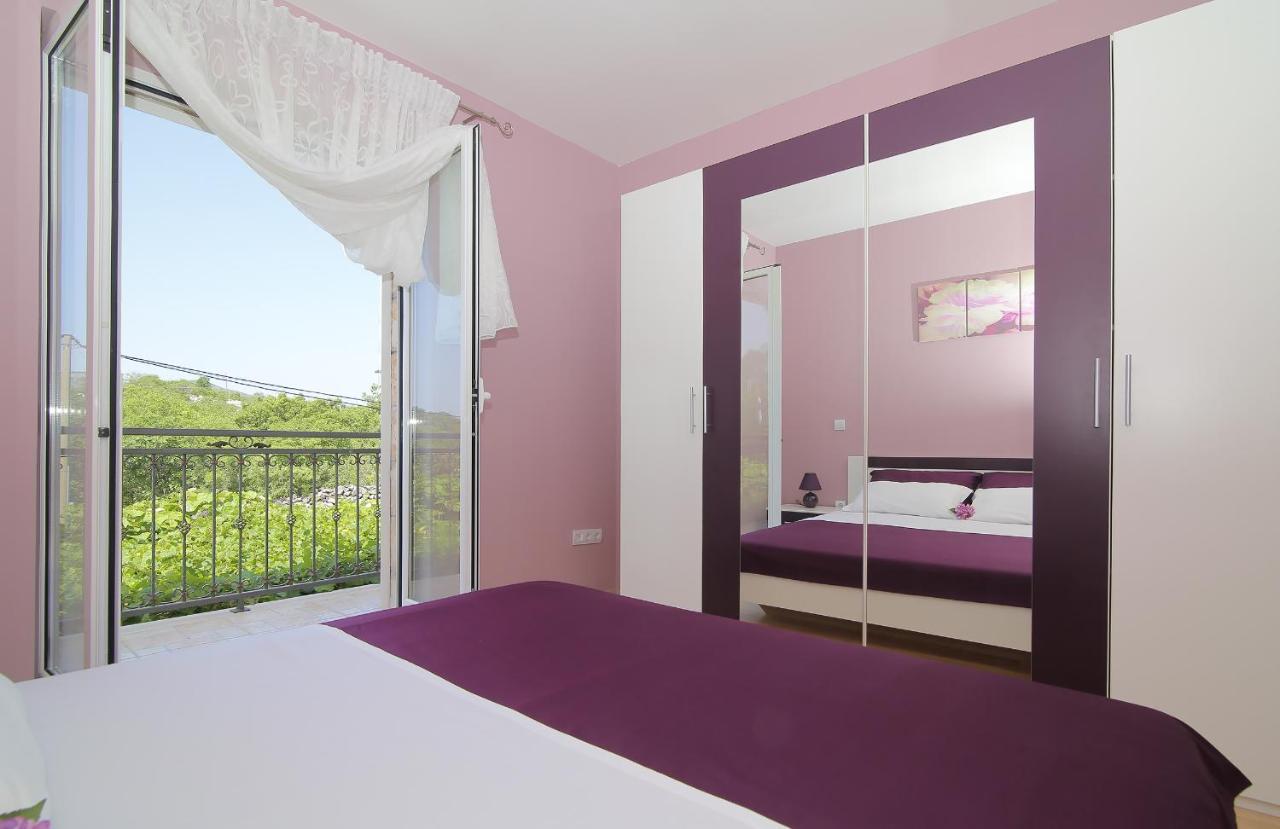 Apartment Moretic Gromaca Exteriér fotografie